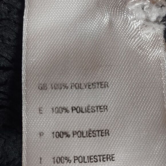 The North Face Women’s Black Fleece Pullover Medium 1/4 Zip Soft Plush - Picture 8 of 9